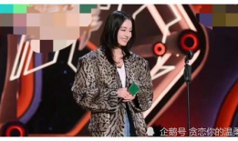 穿书之吃瓜娱乐圈,吃瓜群众逆袭成主角