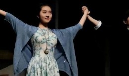 娱乐吃瓜君刘亦菲,娱乐圈的“吃瓜女王”，揭秘明星幕后故事