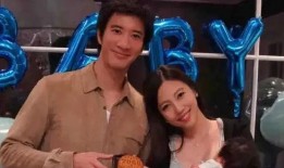 娱乐圈搬板凳吃瓜视频,揭秘搬板凳吃瓜背后的精彩瞬间