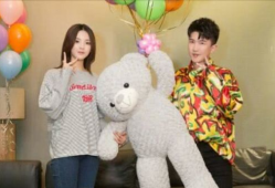 娱乐吃瓜主题背景图高清,高清背景图下的吃瓜盛宴