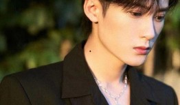 娱乐吃瓜蜀黍檀健次,娱乐吃瓜蜀黍的星光璀璨之路